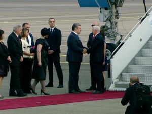 Pence Gürcistan’da
