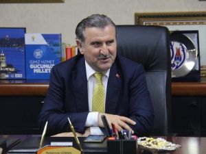 Bakan Bak, Başakşehir’in Galibiyetini Değerlendirdi