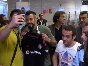 Beşiktaş’ın Yeni Transferi Negredo İstanbul’da