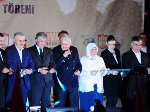 Başbakan Yıldırım’a Abdullah Gül De Eşlik Etti
