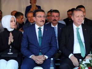 "Ak Parti Türkiye’yi Her Alanda En Az 3 Kat Büyüttü"
