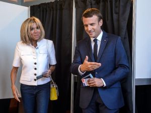 First Lady’ye Özel Statü Verilmesine Karşı 157 Bin İmza