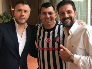 Fikret Orman’dan Medel’e ’Hoş Geldin’ Mesajı