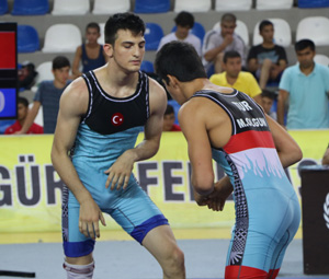 7. Uluslararası Mehmet Akif Pirim Güreş Turnuvası Rize’de Başladı
