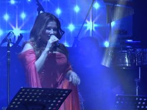 Deniz Seki Girne’de Konser Verdi