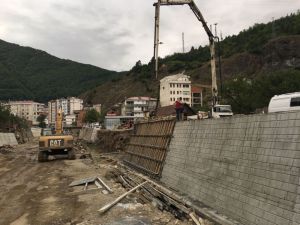 Artvin’de Taşkın Koruma Çalışmaları Devam Ediyor