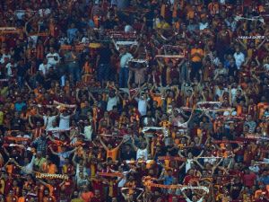 Galatasaraylılar Takımlarını Yalnız Bırakmadı
