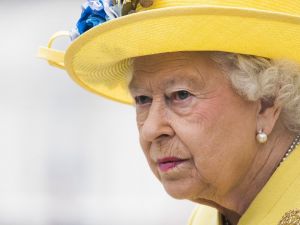 Kraliçe Elizabeth Tahtı Bırakıyor