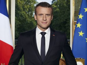 Macron Tatilini Görüntüleyen Fotoğrafçıdan Şikayetçi Oldu