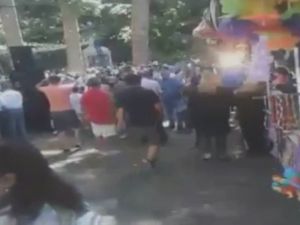Dini Tören Sırasında Ağaç Devrildi: 11 Ölü