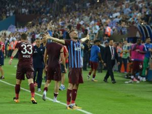 Kral Tahtı Geri Almayı Hedefliyor