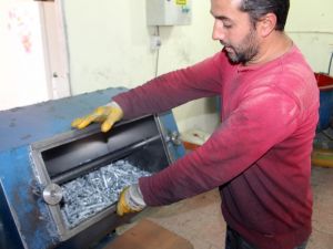 Tek Makineyle Başladı, Türkiye’ye Satıyor
