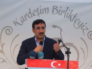 "Biz Bir Ve Bütünüz"