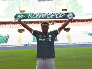 Atiker Konyaspor’a Gabonlu Forvet