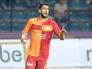 Tolga Ciğerci Kariyerinde İlki Yaşadı
