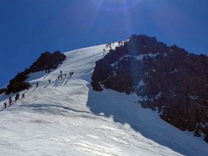 Gazeteciler 5 Bin 40 Metrelik Kazbek’in Zirvesinde