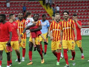 Kayserispor Evinde Kazandı