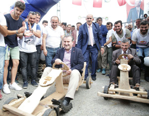 Spor Bakanı Osman Aşkın Bak, Formulaz'da