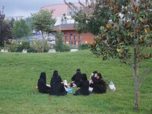 Trabzon’da Olimpiyat Parkı Ve Sera Gölü’ne Ziyaretçi Akını