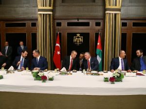 Ürdün’de Heyetler Arası Görüşmelere Başlandı