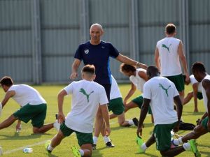 Le Guen Futbolcuları Uyardı: Başımız Belaya Girer