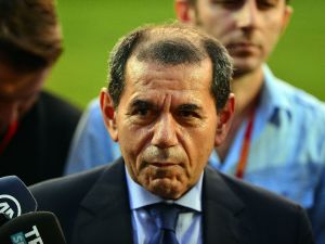 Dursun Özbek’ten Transfer Açıklaması