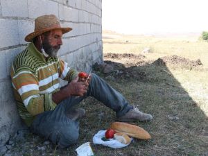 28 Yıl Sonra Köyüne Döndü