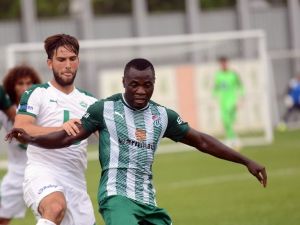 Bursaspor, Pilot Takımına Gol Yağdırdı