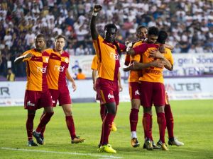 Aslan 8 Yıl Sonra Bir İlkin Peşinde