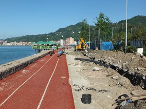 Rize Sahilinde Çalışmalar Devam Ediyor