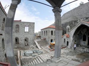 Kızlar Manastırı Restorasyonu Tamamlanma Aşamasına Geldi