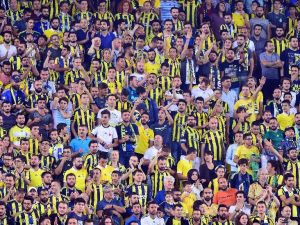 Kadıköy’de Yönetim İstifa Sesleri
