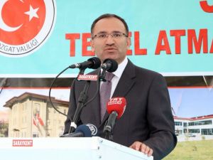 "Cumhurbaşkanını İndirmek İstiyorlar"