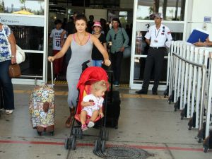 Antalya’ya Gökten Turist Yağıyor