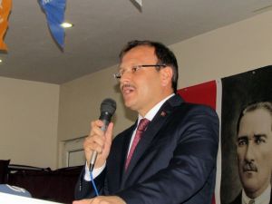 Çavuşoğlu’ndan Adalet Kurultayı Eleştirisi