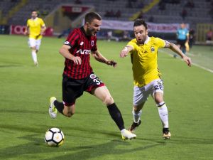 İlk Yarıda 2 Gol Vardı