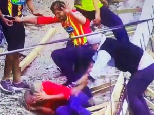 Bunun Adı Futbol Terörü !
