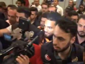 Denayer İstanbul’a Geldi
