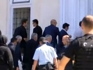 Yıldırım, Cuma Namazını Mimar Sinan Camii’nde Kıldı