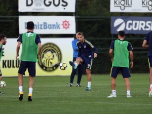 Fenerbahçe 13 Eksikle Çalıştı
