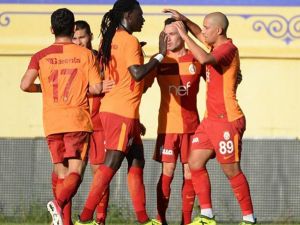 Galatasaray’da Yeni Transferler Sahneye Çıktı