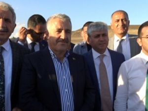 Bakan Arslan’dan Yerli Baz İstasyonu ’Ulak’ Müjdesi