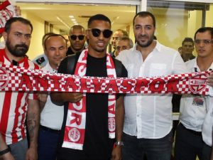 William Vainqueur Antalya’ya Geldi