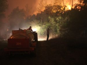 Bolu’da Yangın 7 Saattir Sürüyor