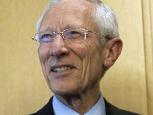 Fed Başkan Yardımcısı Fischer İstifa Etti