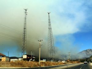 Antalya’daki Söndürme Çalışmaları Devam Ediyor