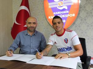 Karabükspor, Trabzonspor’dan Ibanez’i Renklerine Kattı