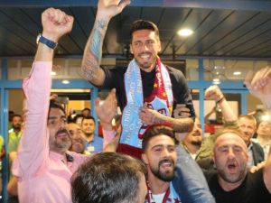 Sosa Ve Volkan Şen’e Coşkulu Karşılama