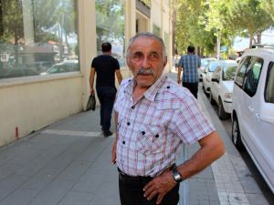 Bankanın İçinde 90 Bin Lirası Dolandırıldı