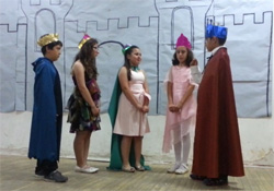 Çay İlköğretim Okulunda Yılsonu Etkinliği